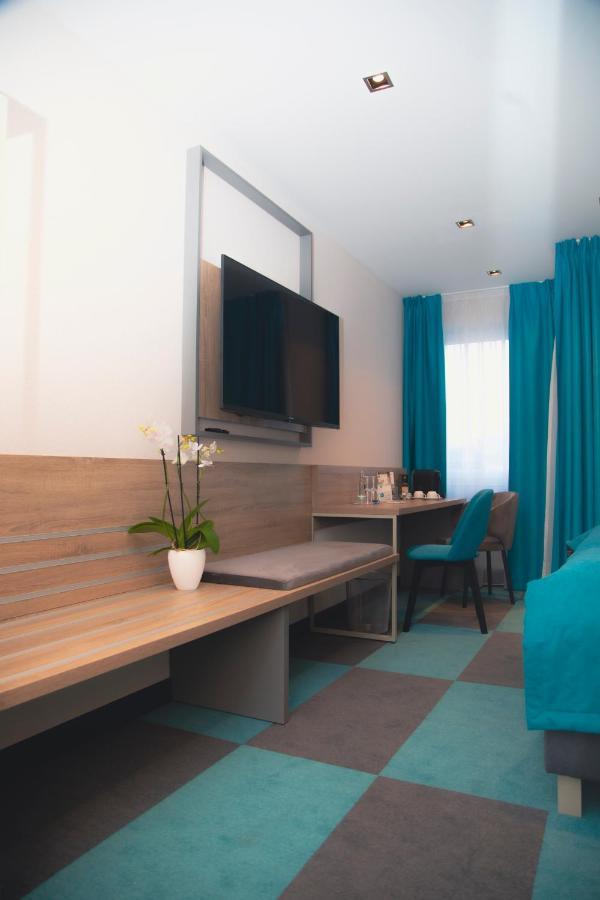 Friends Hotel Kerpen Керпен Екстериор снимка