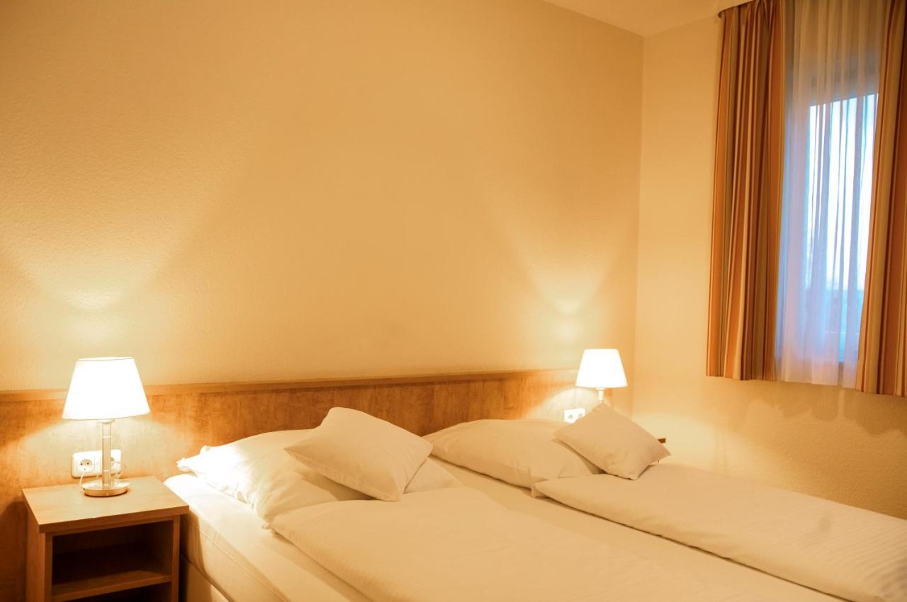 Friends Hotel Kerpen Керпен Екстериор снимка